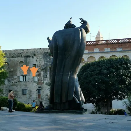 Pensión Palace 3*